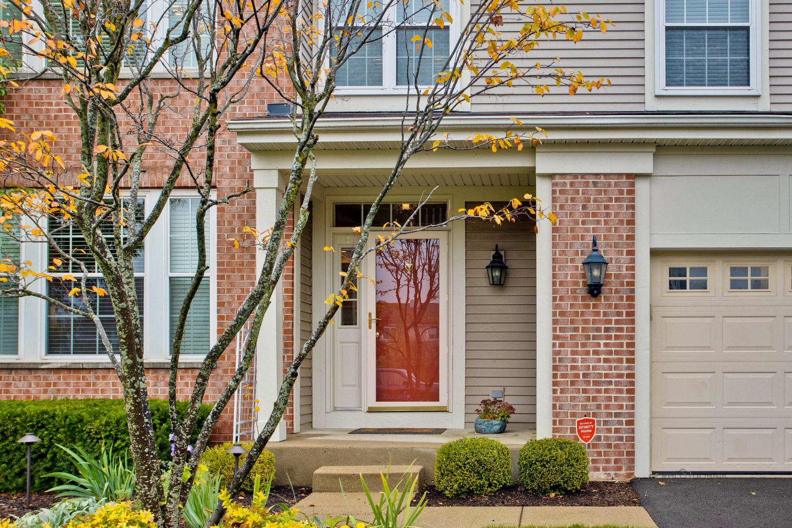 130 Lemans Drive Wheeling, IL 60090 - Photo 2 of 35