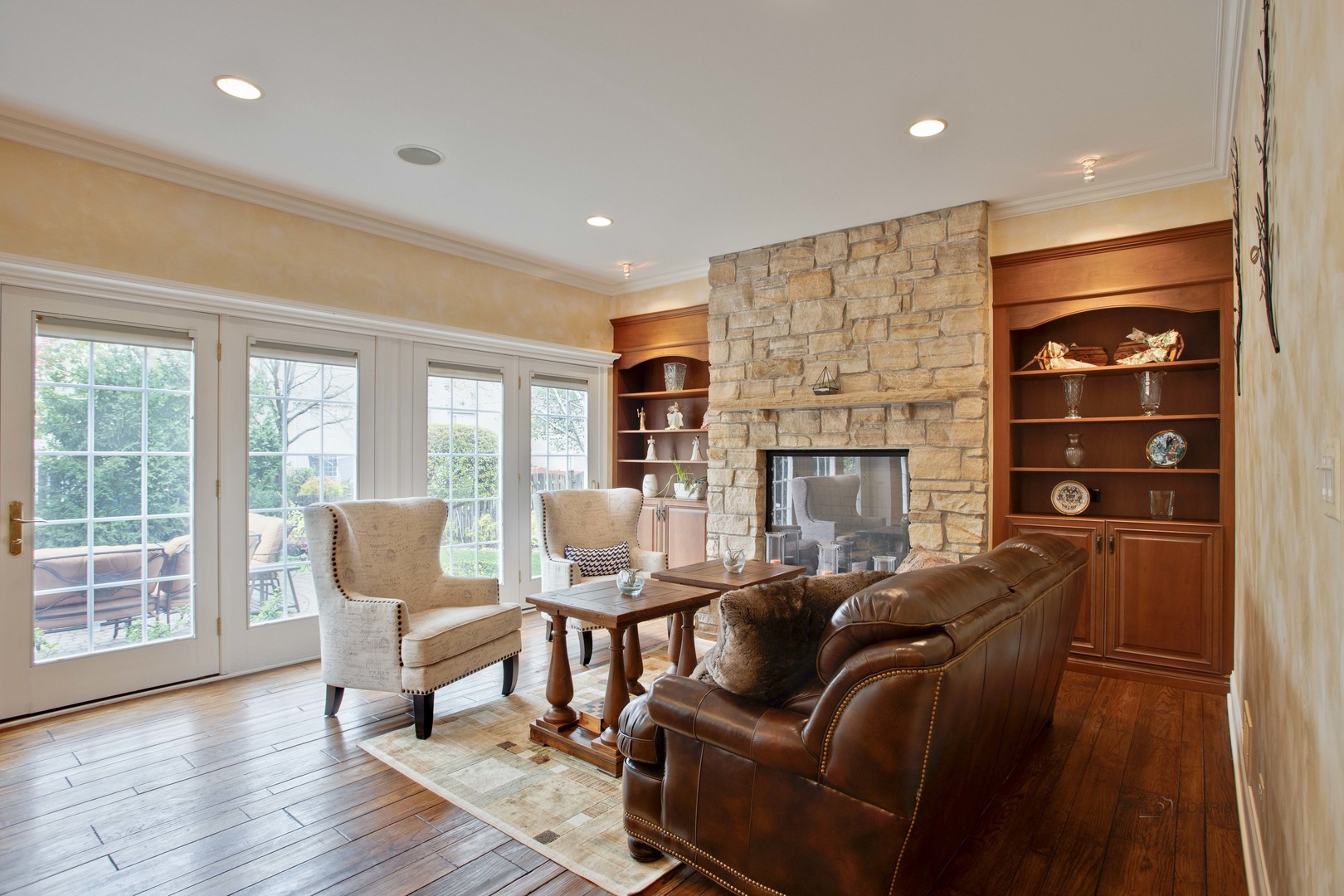 130 Lemans Drive Wheeling, IL 60090 - Photo 12 of 35