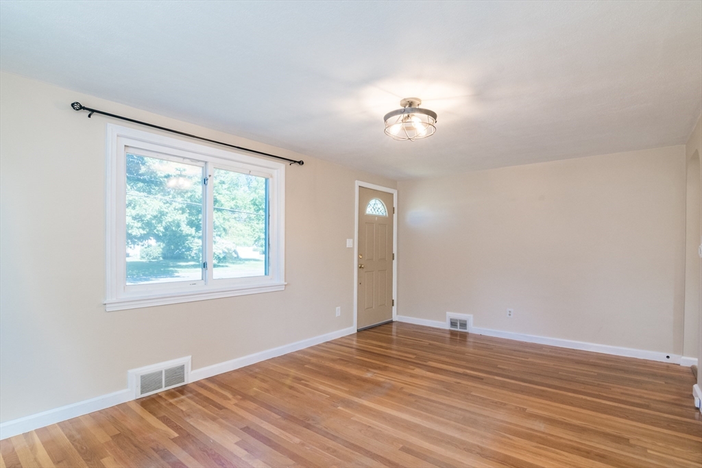 73 Catalpa Terrace Springfield, MA 01119 - Photo 19 of 31
