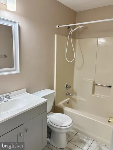$1,600 | 221 A Highland Boulevard, Unit A, New Castle, DE 19720
