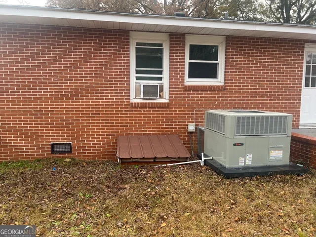 $153,900 | 300 Meadowridge Drive, Warner Robins, GA 31093