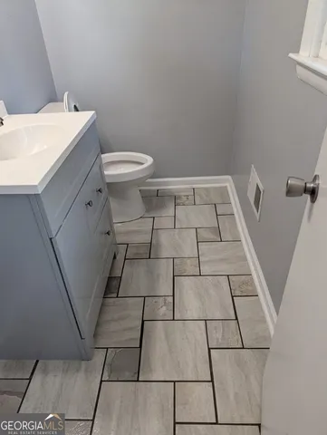 $153,900 | 300 Meadowridge Drive, Warner Robins, GA 31093