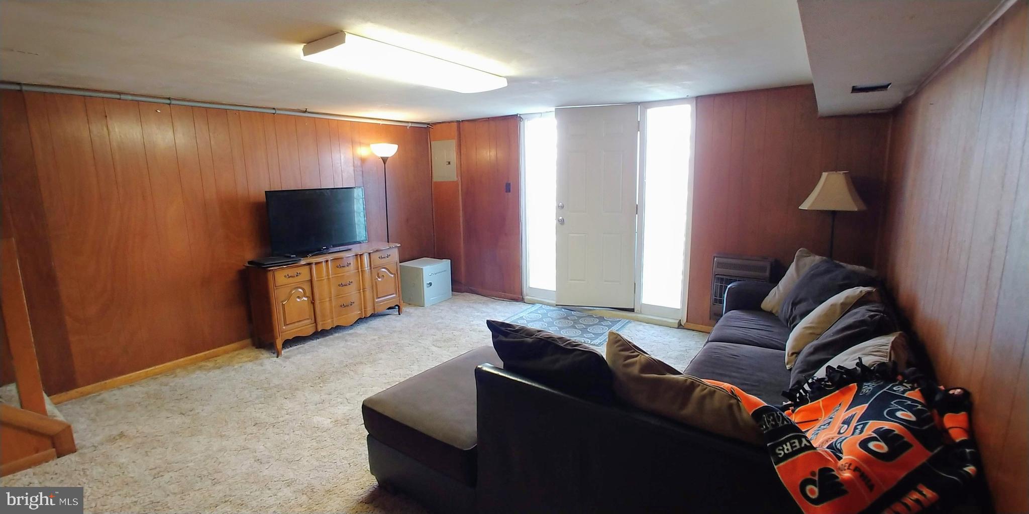 3831 Charteris Road Philadelphia, PA 19154 - Photo 19 of 24