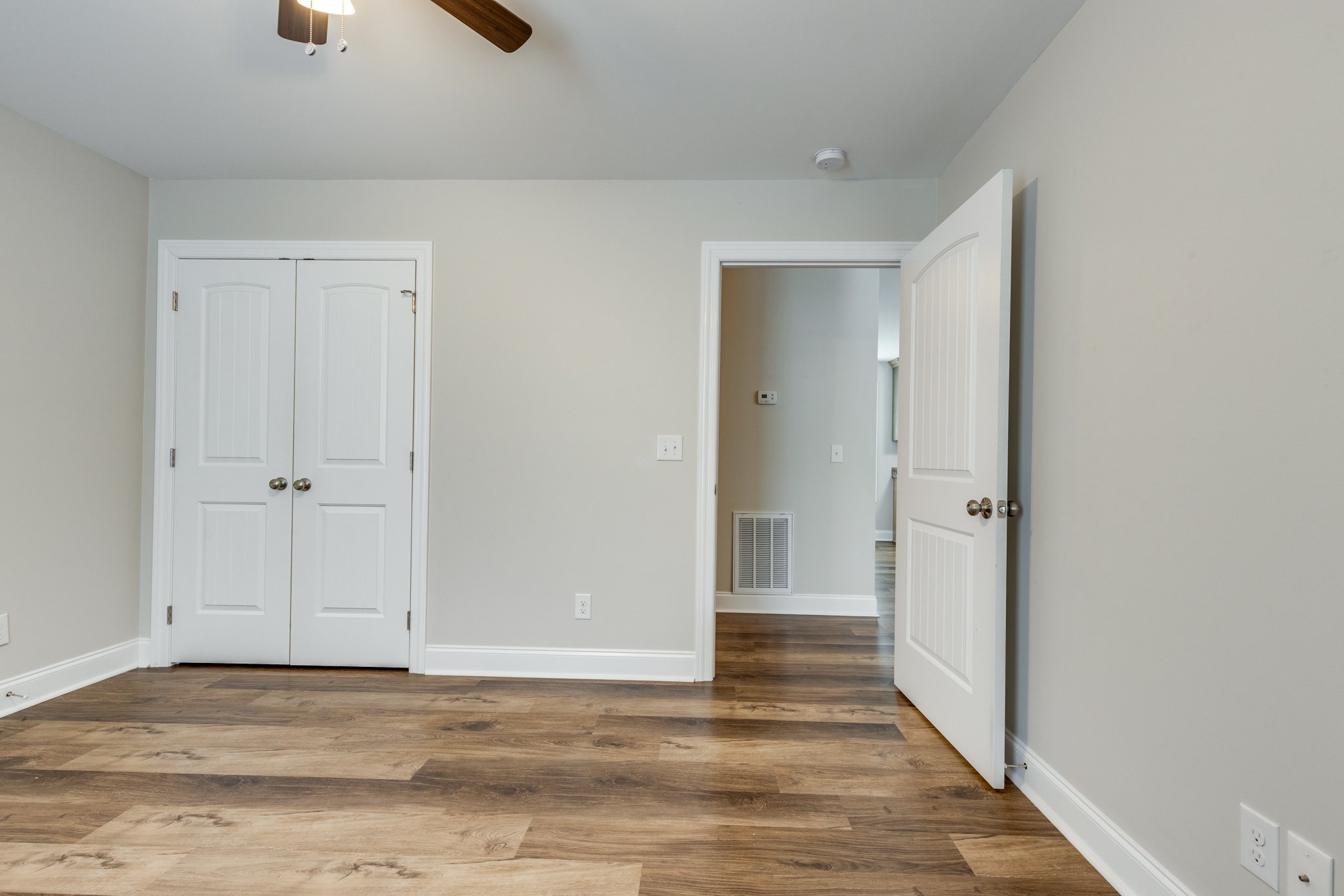 143 Ragsdale Lane Pulaski, TN 38478 - Photo 16 of 22 a view of a livingroom with wooden floor