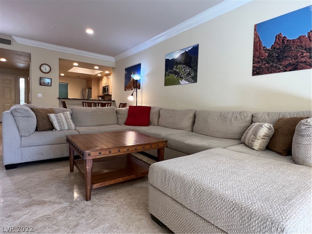 220 East Flamingo Road, Unit 237 Las Vegas, NV 89169 - Photo 3 of 36 Gallery Image 3