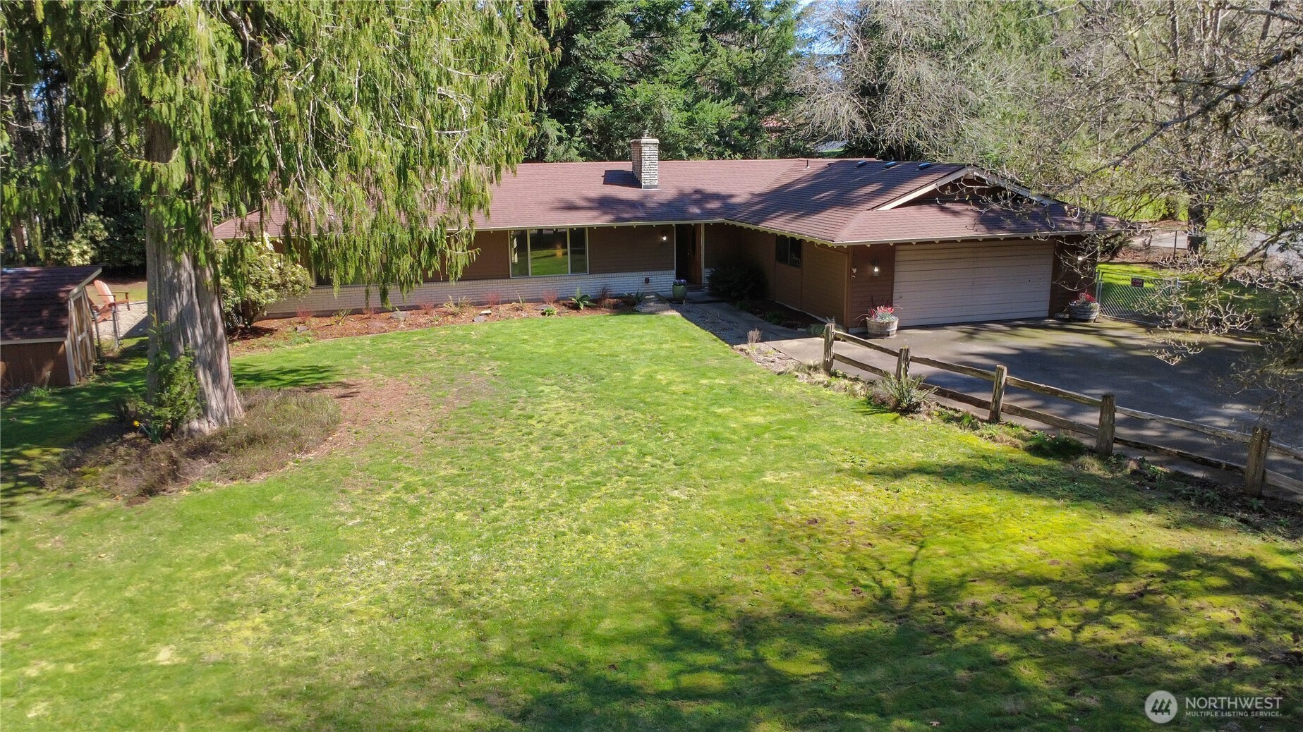 102-40 Crumb Road Morton, WA 98356 - Photo 5 of 40 a view of a house with a yard and large tree