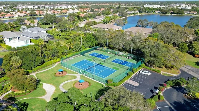 $459,900 | 7077 Lone Oak Boulevard, Naples, FL 34109