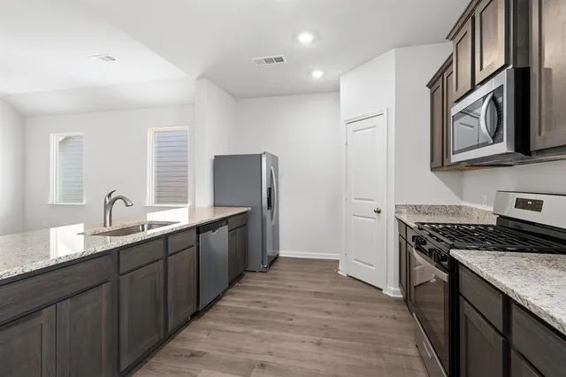 $2,270 | 1501 Woodwinds Drive, Fort Worth, TX 76140