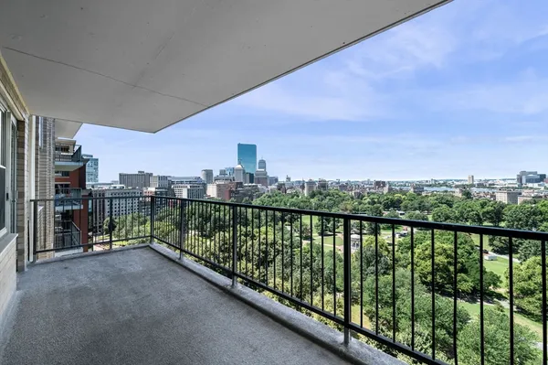 $3,250 | 151 Tremont Street, Unit 17J, Boston, MA 02111