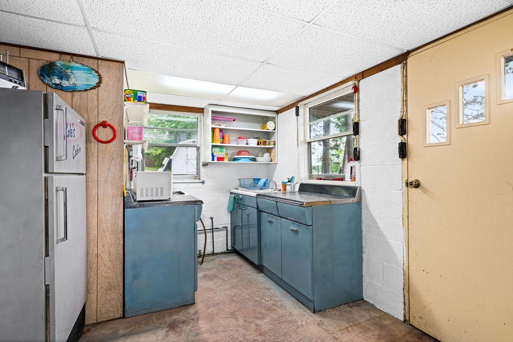 35761 Lake Street Cohasset, MN 55721 - Photo 5 of 26