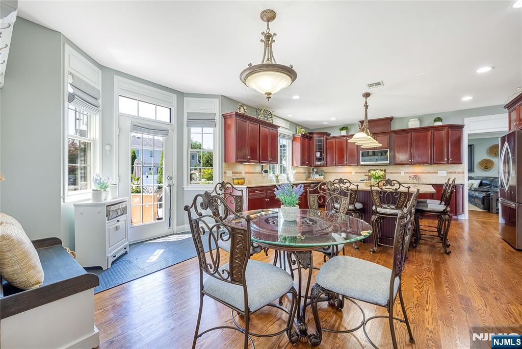 8 Ferndale Place Pompton Plains, NJ 07444 - Photo 19 of 49