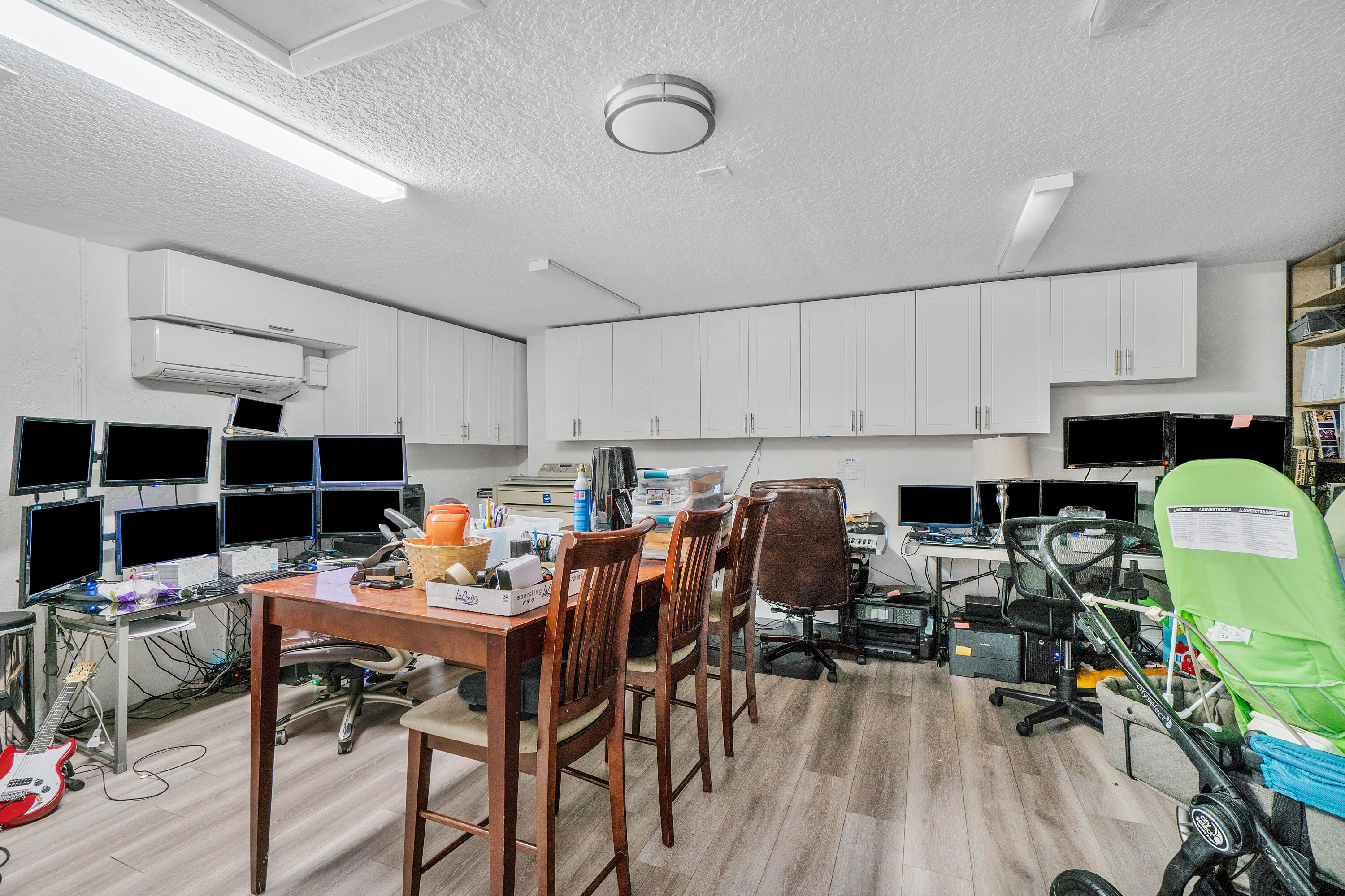 7318 Texas Trail Boca Raton, FL 33487 - Photo 17 of 36 016-7318TexasTrail-BocaRaton-FL-33487-FU