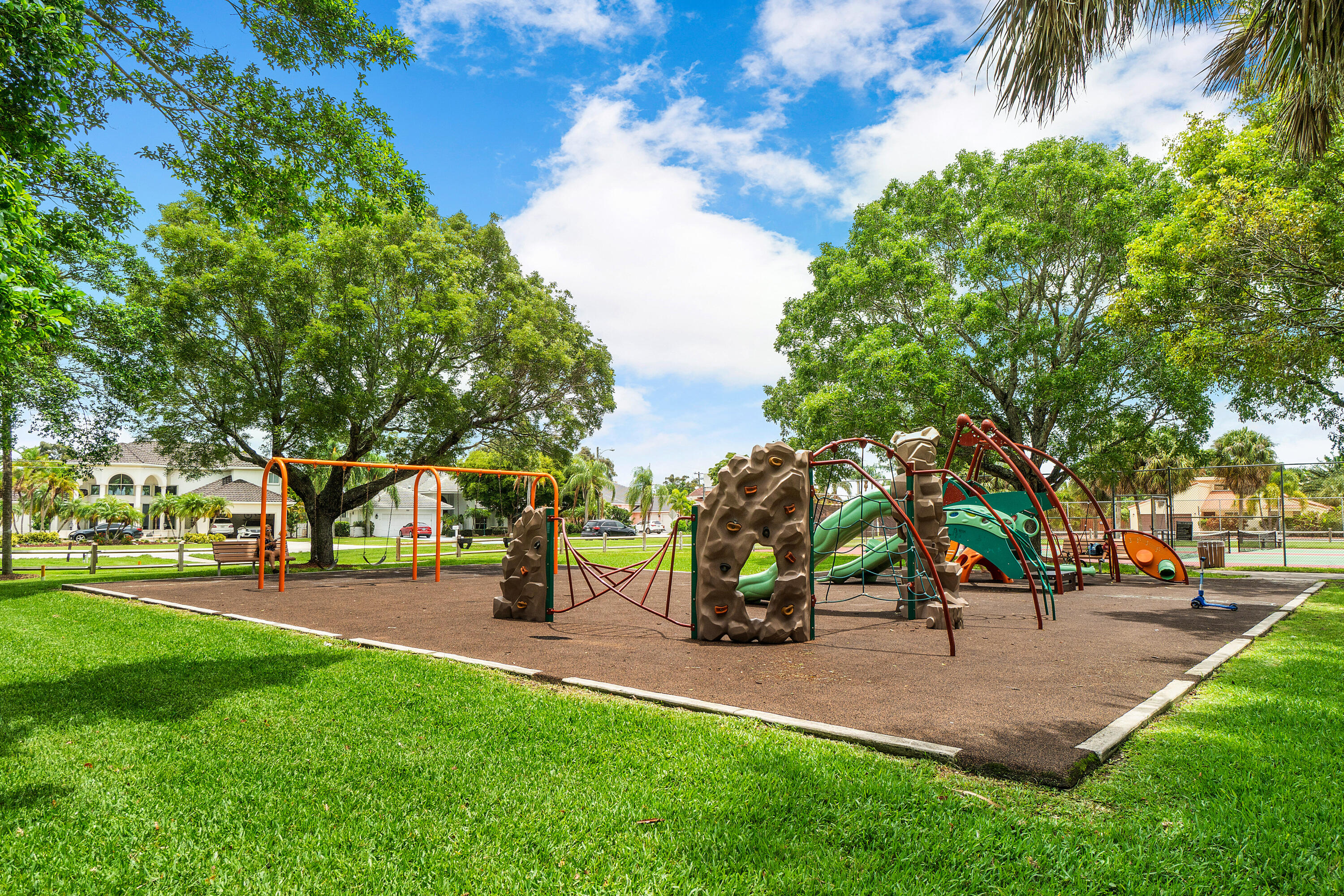 7318 Texas Trail Boca Raton, FL 33487 - Photo 35 of 36 032-7318TexasTrail-BocaRaton-FL-33487-FU