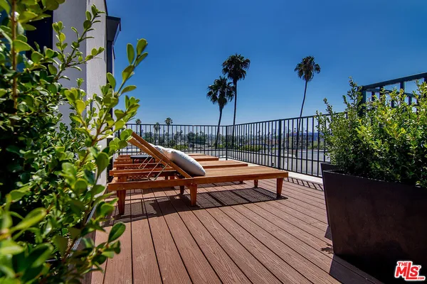 $59,950 | 811 North Harvard Boulevard, Unit ALL, Los Angeles, CA 90029