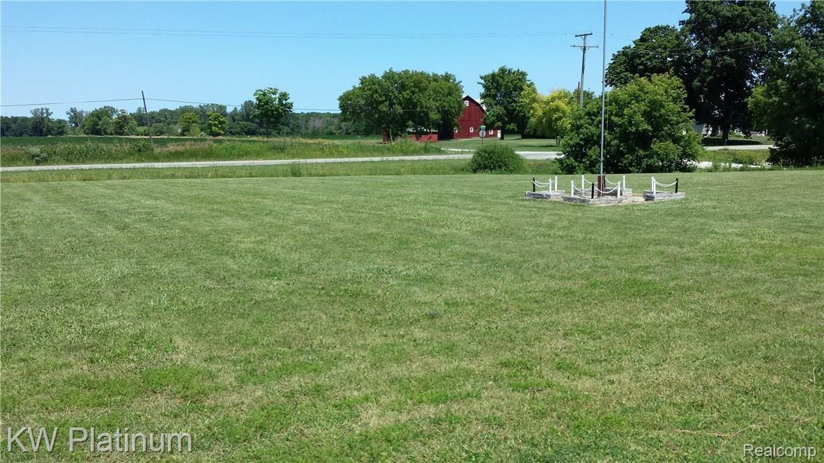 5021 Jeddo Road Jeddo, MI 48032 - Photo 20 of 22 20160719_135021.jpg