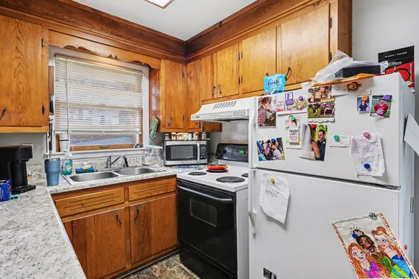 $250,000 | 100 Oak Drive, Dickson, TN 37055