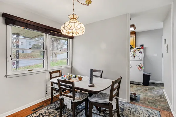 $250,000 | 100 Oak Drive, Dickson, TN 37055