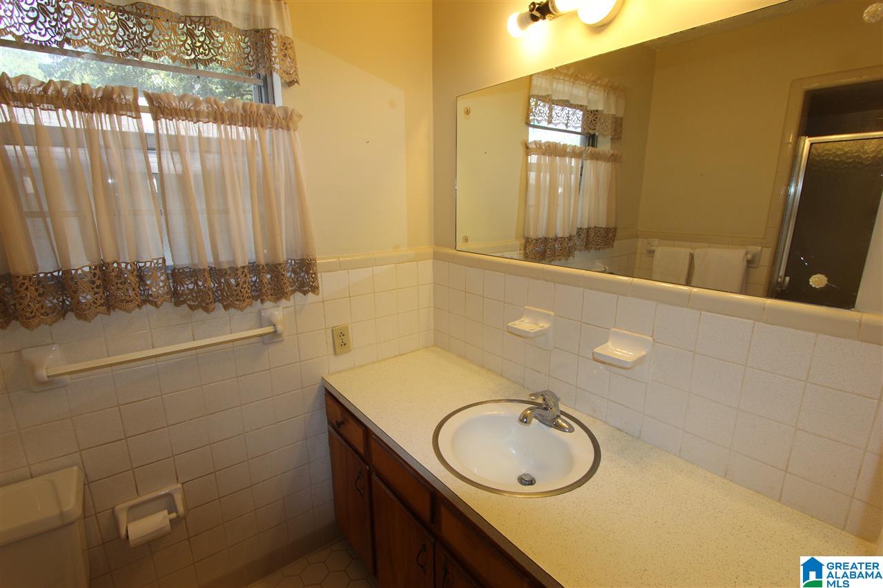 425 Hillcrest Road Anniston, AL 36206 - Photo 12 of 50 Gallery Image 12