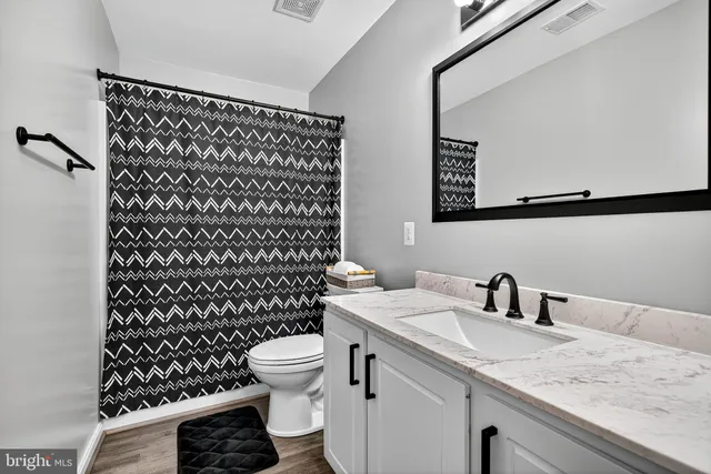 $450,000 | 27 Planetree Drive, Taneytown, MD 21787