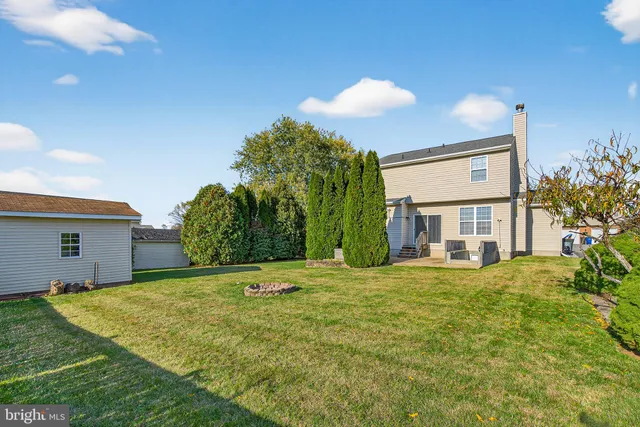 $450,000 | 27 Planetree Drive, Taneytown, MD 21787