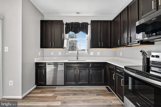 $450,000 | 27 Planetree Drive, Taneytown, MD 21787