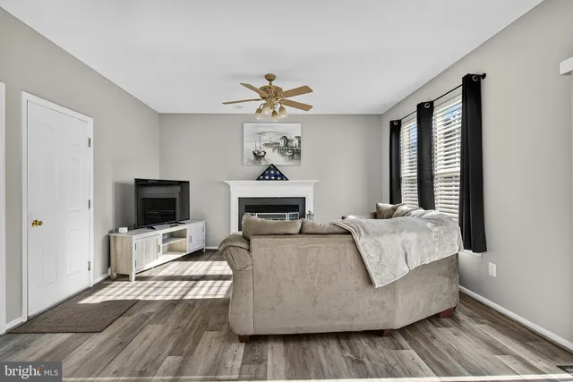 $450,000 | 27 Planetree Drive, Taneytown, MD 21787