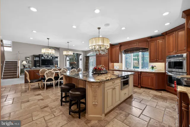 $950,000 | 7 Maison Place, Voorhees, NJ 08043