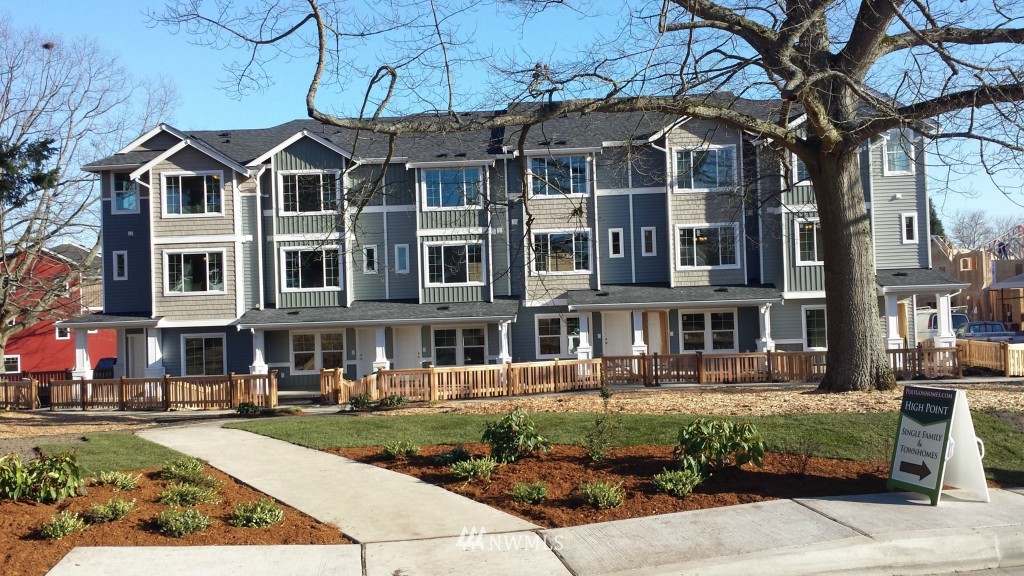 6536 High Point Drive Southwest, Unit 1 4 Seattle, WA 98126 - Photo 1 of 9 Gallery Image 1