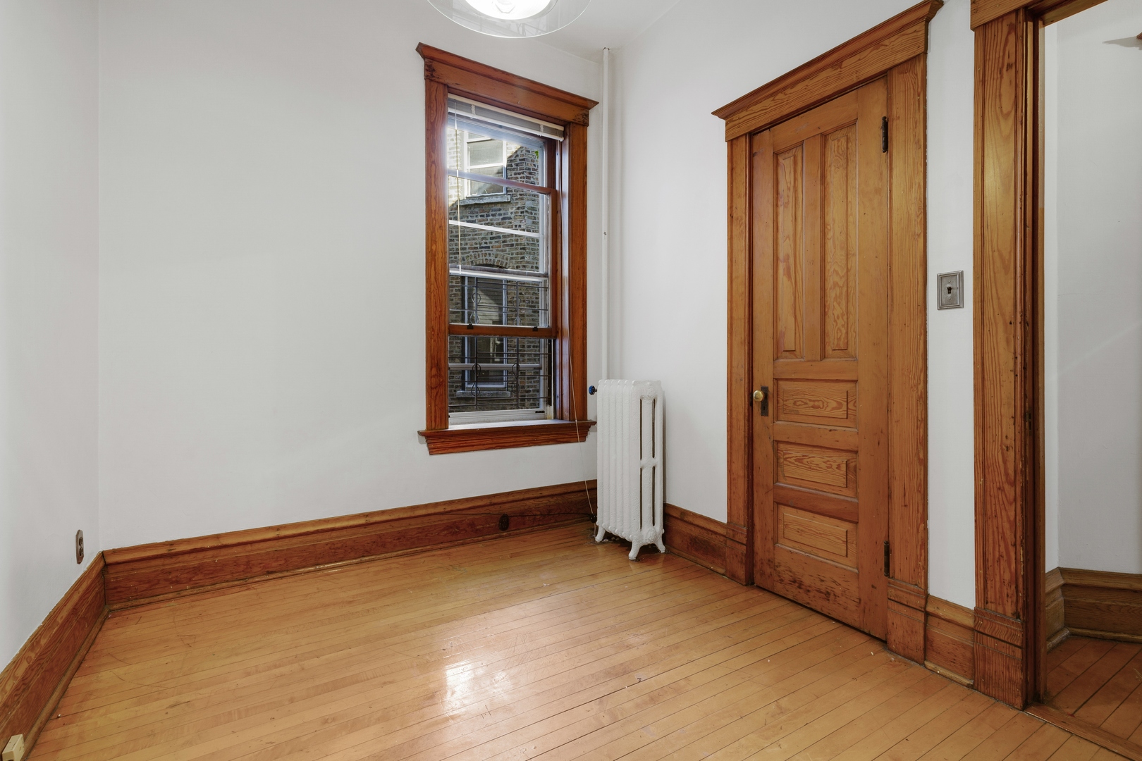 2113 West Concord Place Chicago, IL 60647 - Photo 8 of 20