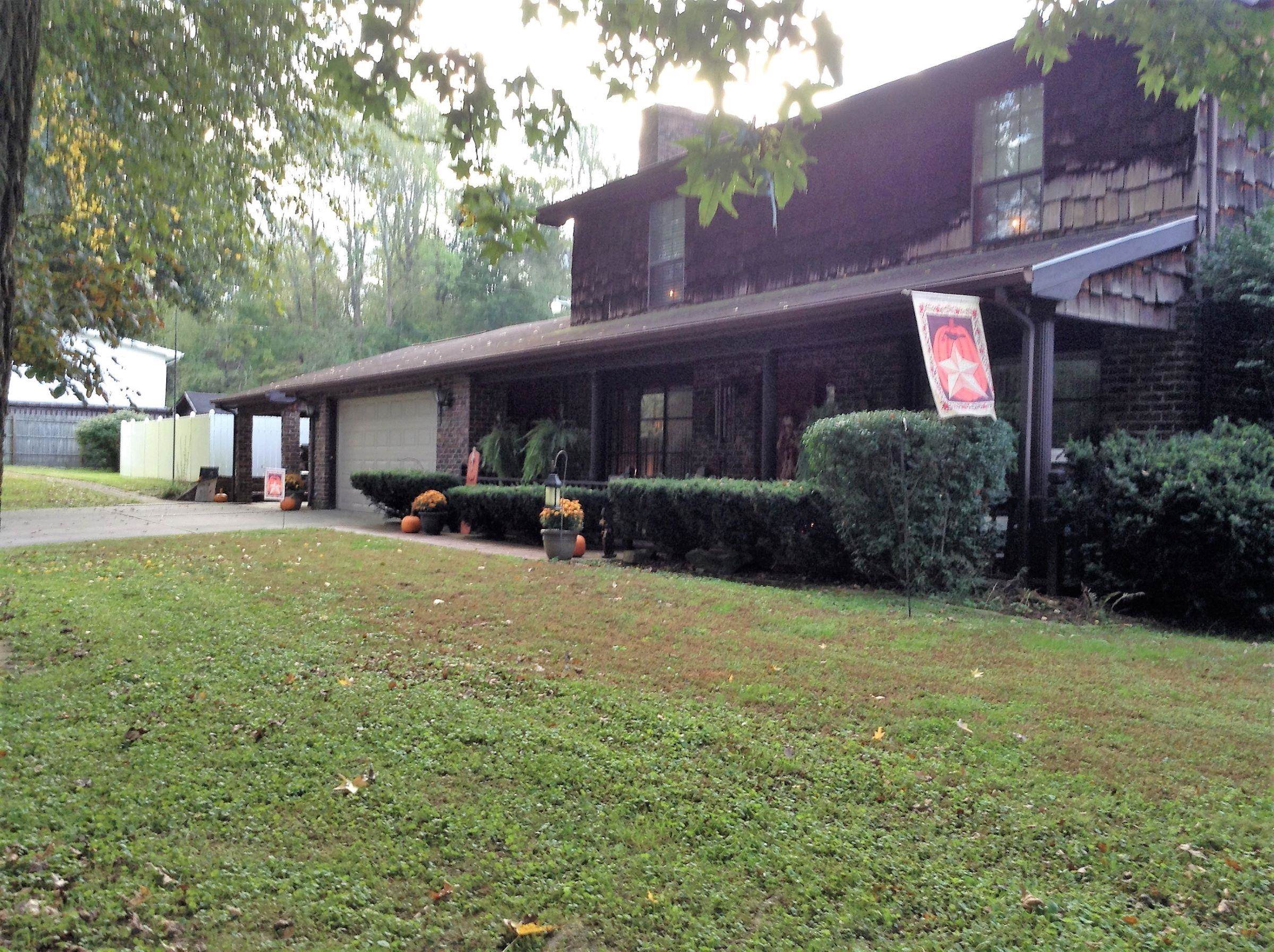 1601 Newmans Branch Road Milton, WV 25541 - Photo 3 of 31 Gallery Image 3