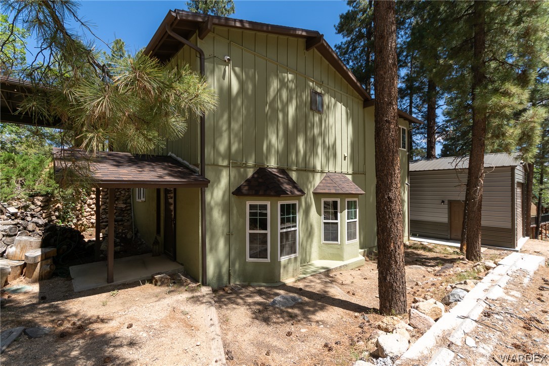 6615 Flag Mine Road Kingman, AZ 86401 - Photo 56 of 72 a front view of a house