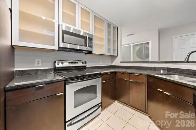 $319,900 | 509 North Graham Street, Unit 3C, Charlotte, NC 28202