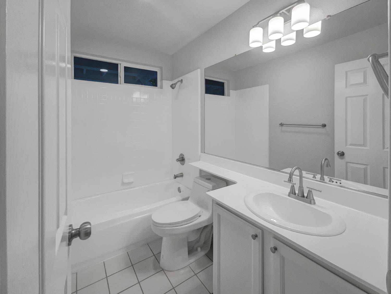 1540 Pastal Way Davis, CA 95618 - Photo 18 of 35