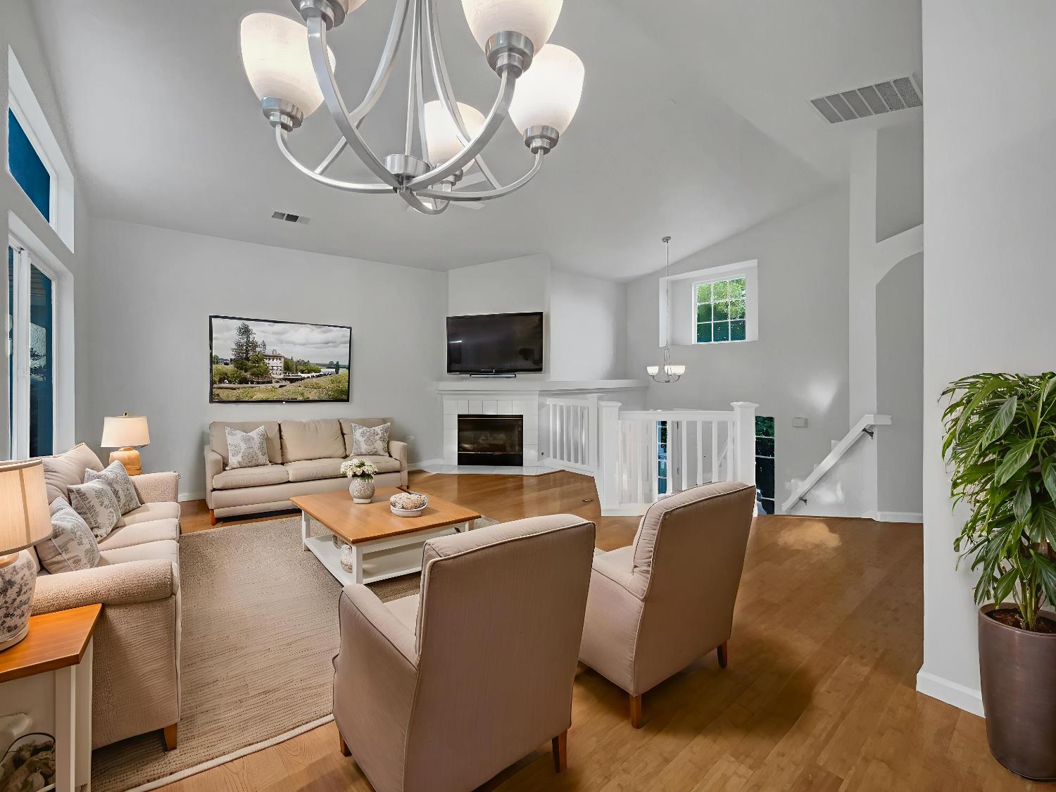 1540 Pastal Way Davis, CA 95618 - Photo 2 of 27 Virtually Staged