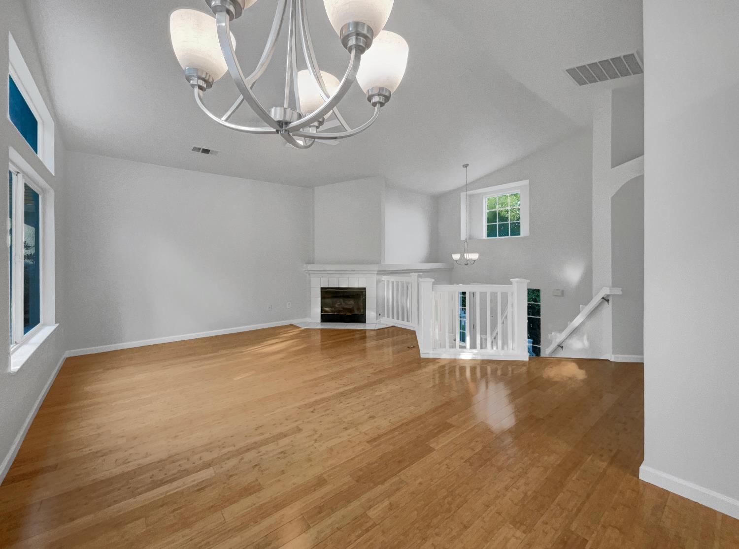 1540 Pastal Way Davis, CA 95618 - Photo 3 of 27