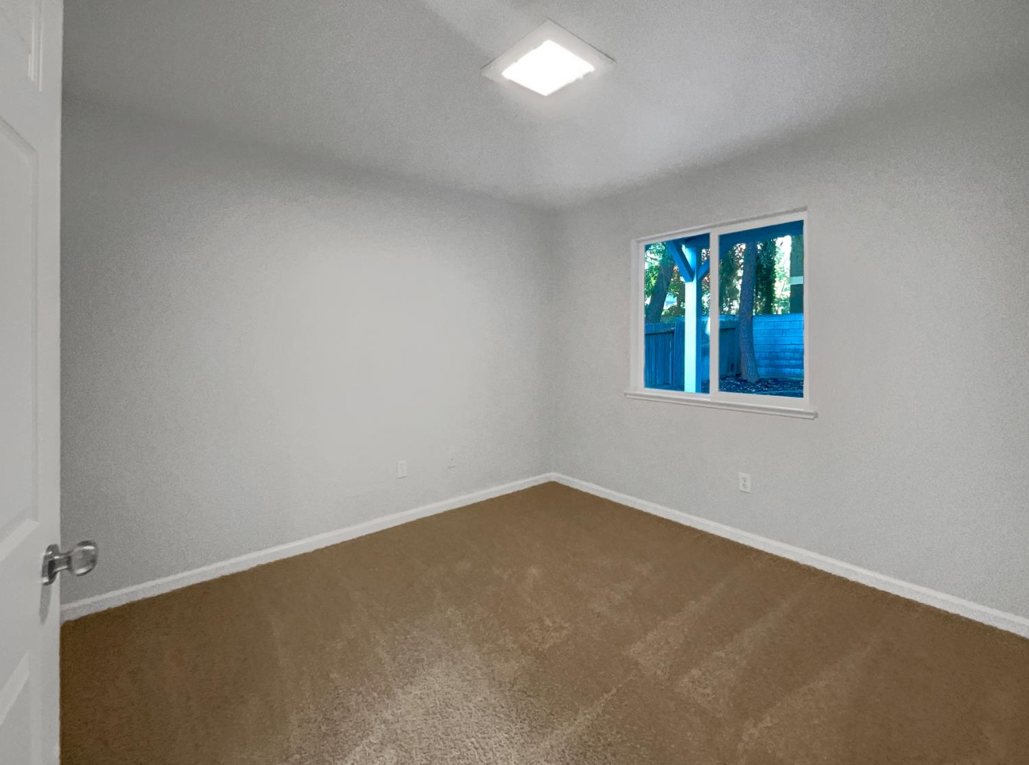 1540 Pastal Way Davis, CA 95618 - Photo 5 of 35