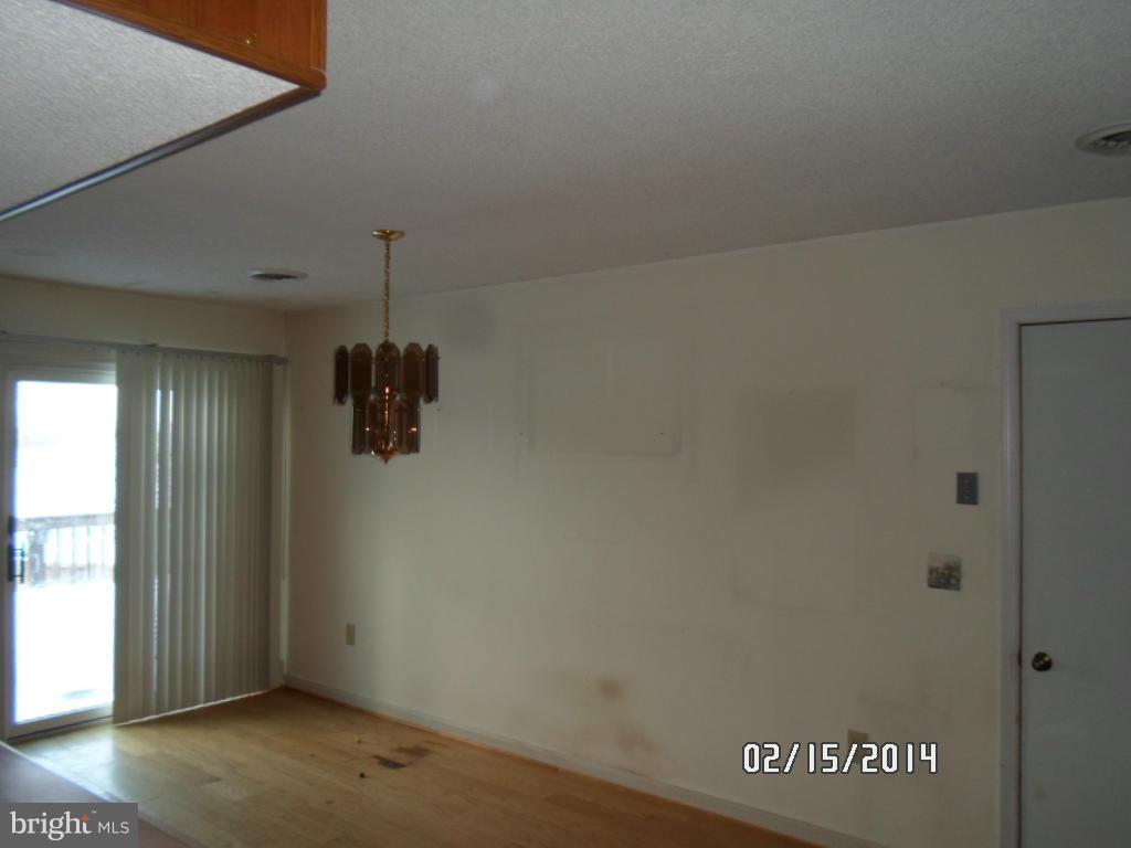 82 Game Trail Road Falling Waters, WV 25419 - Photo 4 of 15 Dining Room