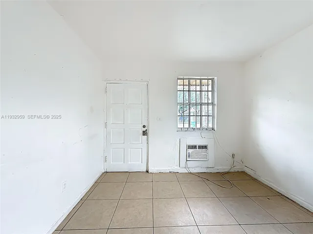 $1,300 | 3291 Northwest 132nd Terrace, Unit 5, Opa-Locka, FL 33054