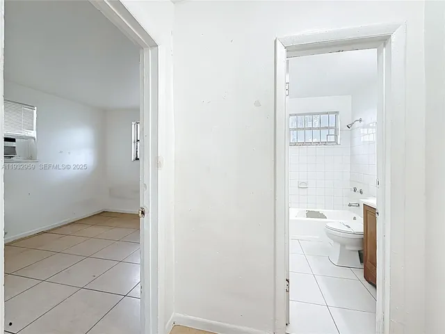 $1,300 | 3291 Northwest 132nd Terrace, Unit 5, Opa-Locka, FL 33054