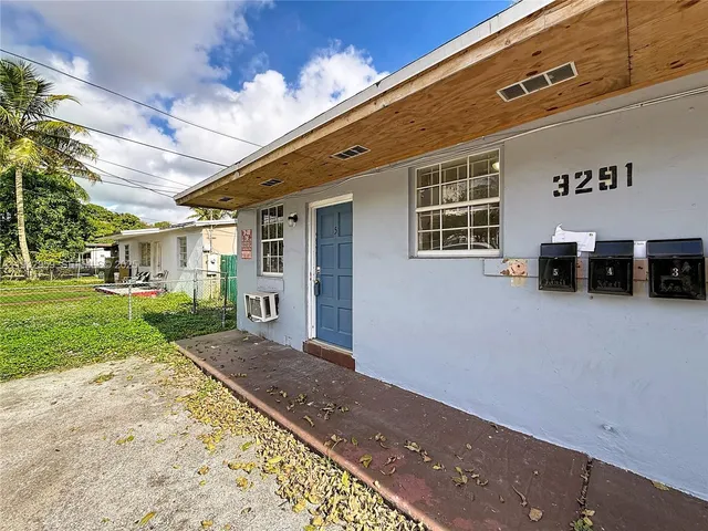 $1,300 | 3291 Northwest 132nd Terrace, Unit 5, Opa-Locka, FL 33054