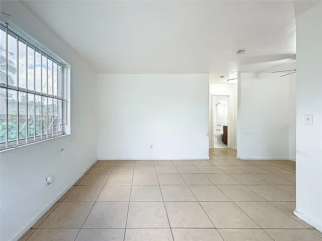$1,300 | 3291 Northwest 132nd Terrace, Unit 5, Opa-Locka, FL 33054