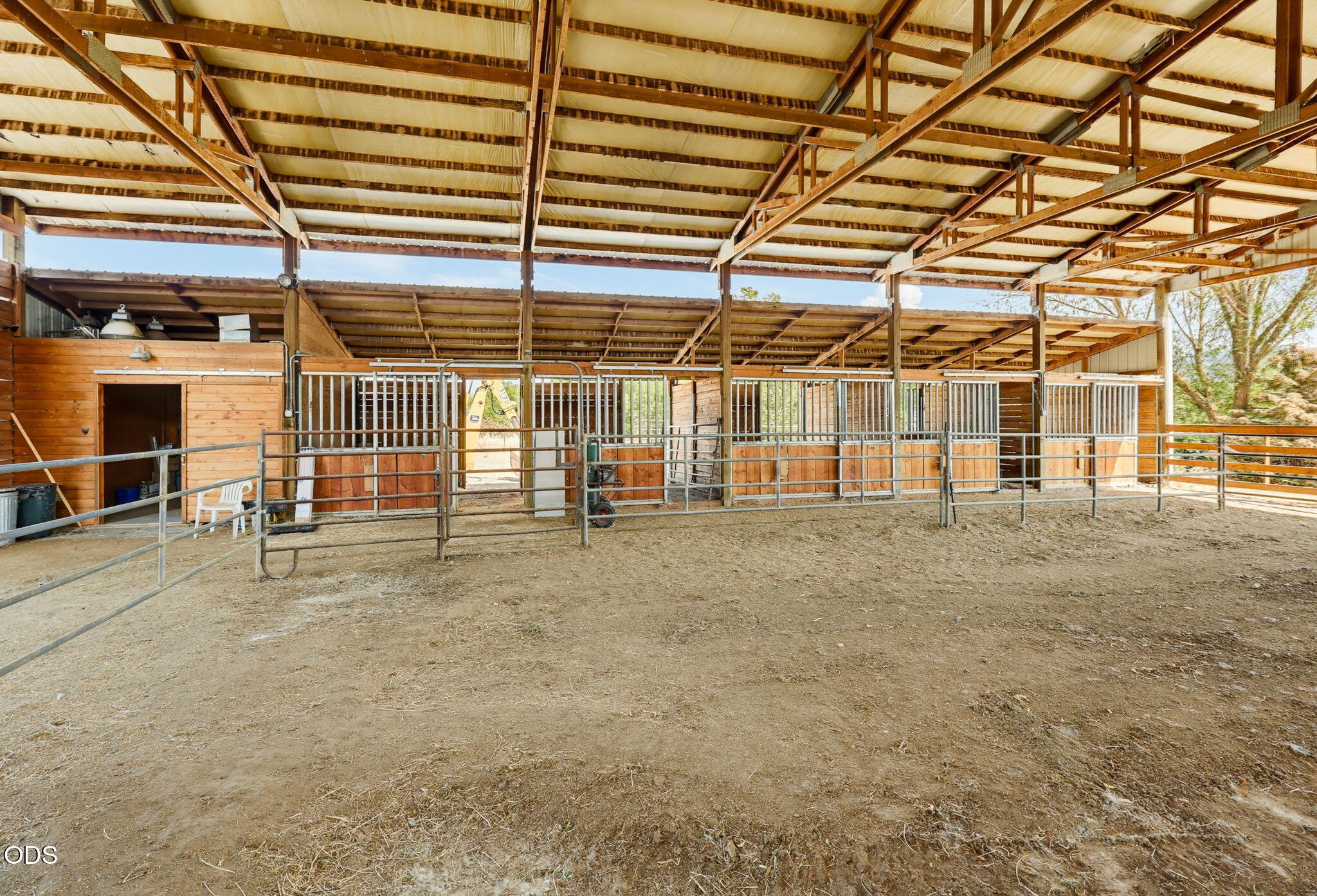 3626 Corey Road Medford, OR 97502 - Photo 6 of 63 Gallery Image 6