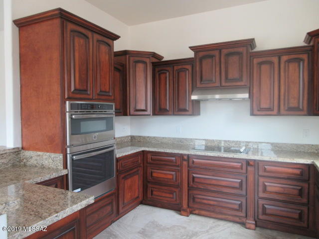 1107 Vista De Los Alamos Rio Rico, AZ 85648 - Photo 6 of 35 Gallery Image 6