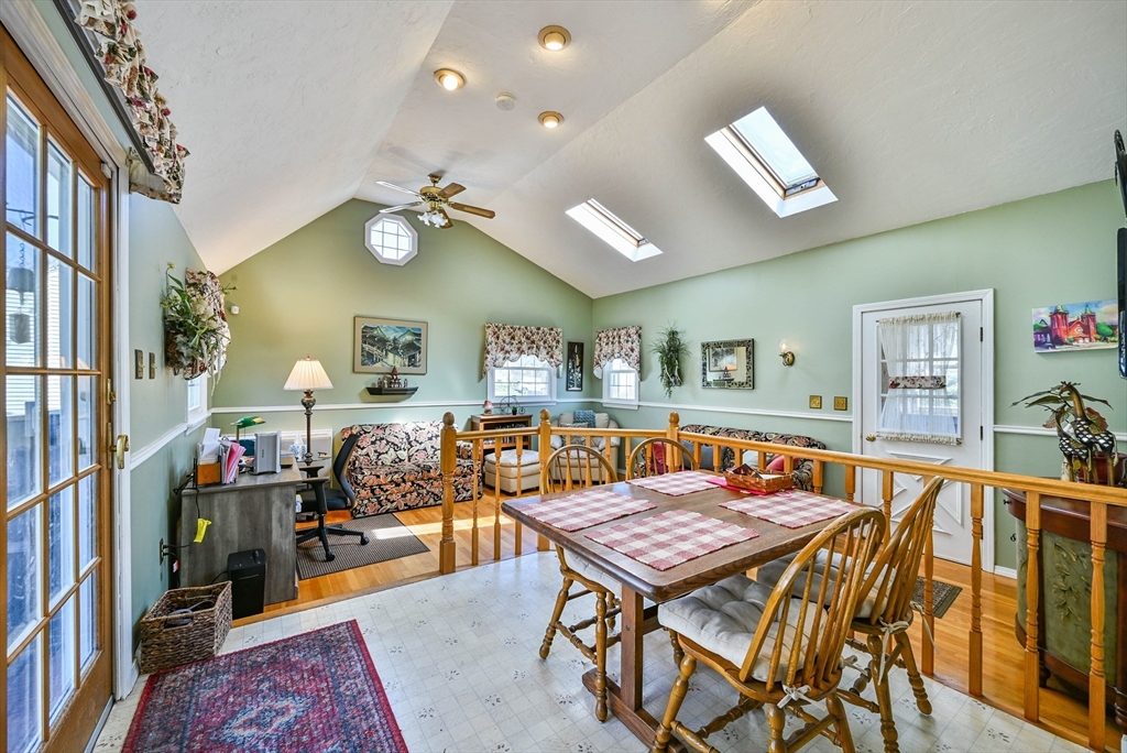 22 Trahan Avenue Worcester, MA 01604 - Photo 14 of 36