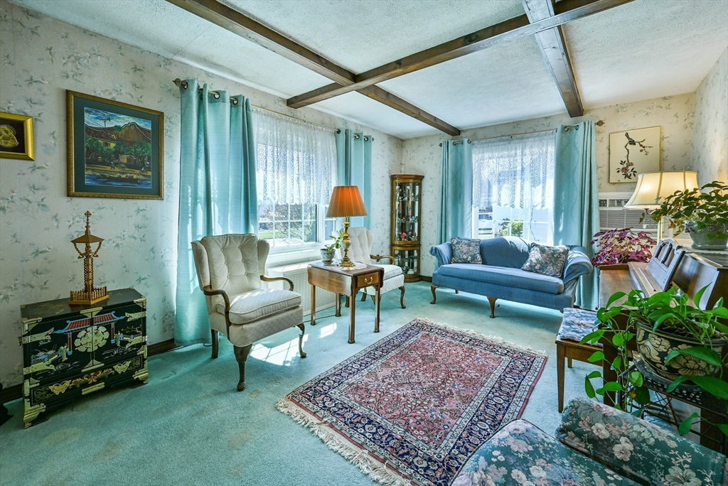 22 Trahan Avenue Worcester, MA 01604 - Photo 24 of 36