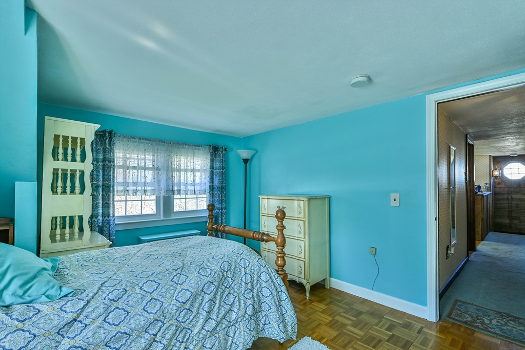 22 Trahan Avenue Worcester, MA 01604 - Photo 36 of 36