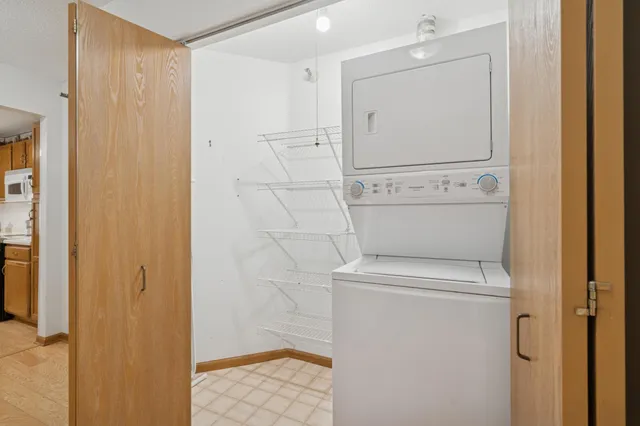 $152,900 | 500 County B Road West, Unit 122, Roseville, MN 55113