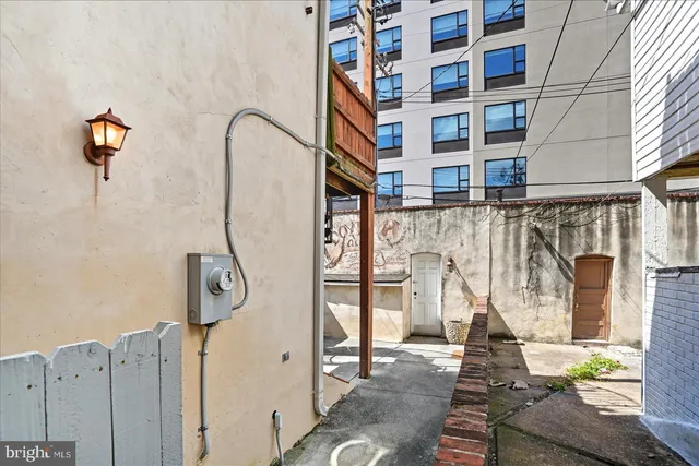 $2,500 | 416 South Eden Street, Baltimore, MD 21231