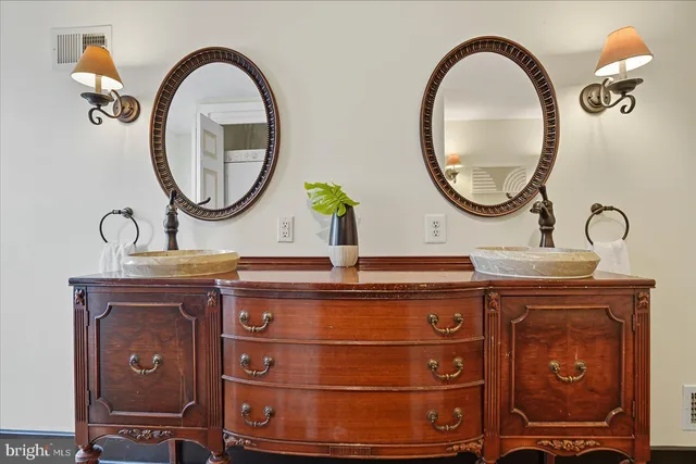 $2,500 | 416 South Eden Street, Baltimore, MD 21231