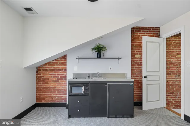 $2,500 | 416 South Eden Street, Baltimore, MD 21231